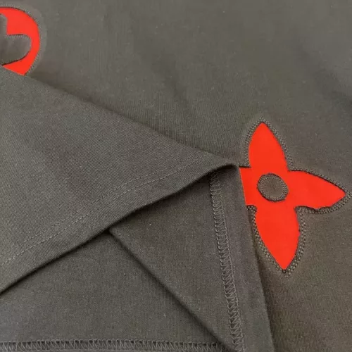 Replica Louis Vuitton LV T-Shirts Short Sleeved For Unisex #1316374 $40.00 USD for Wholesale