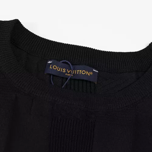 Replica Louis Vuitton LV T-Shirts Short Sleeved For Unisex #1316388 $48.00 USD for Wholesale