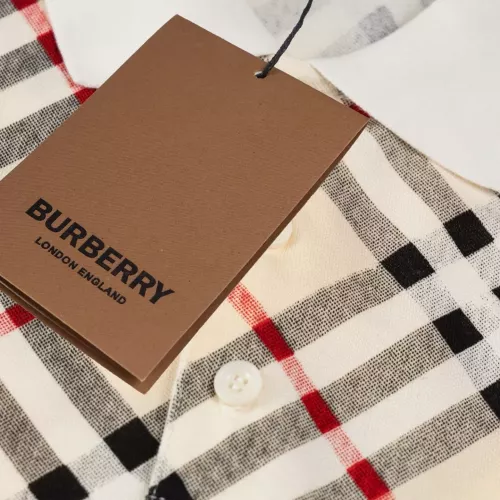 Replica Burberry T-Shirts Short Sleeved For Men #1318071 $42.00 USD for Wholesale