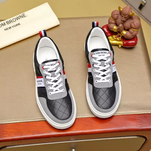 Replica Thom Browne TB Casual Shoes For Men #1318607 $72.00 USD for Wholesale