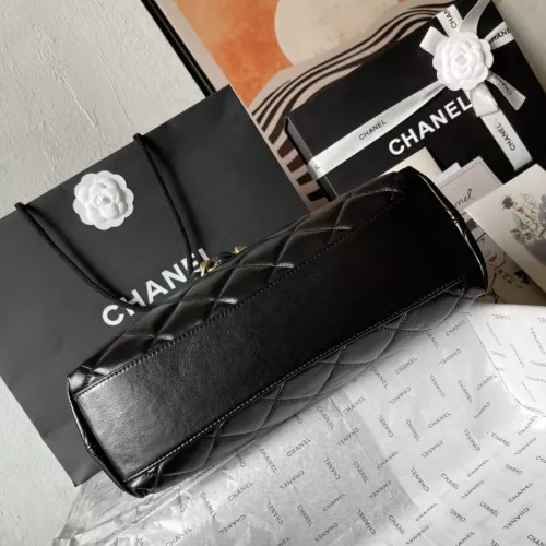 Replica Chanel AAA Quality Shoulder Bags For Women #1320487 $125.00 USD for Wholesale