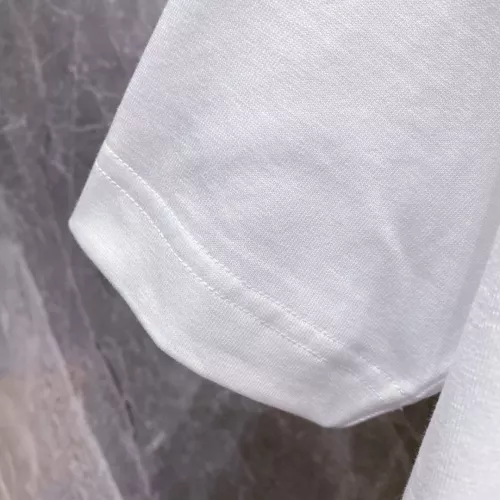 Replica Burberry T-Shirts Short Sleeved For Unisex #1320970 $25.00 USD for Wholesale