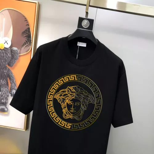 Replica Versace T-Shirts Short Sleeved For Men #1321733 $40.00 USD for Wholesale
