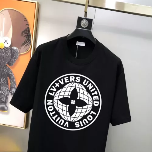 Replica Louis Vuitton LV T-Shirts Short Sleeved For Men #1321831 $40.00 USD for Wholesale