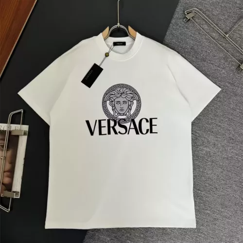 Versace T-Shirts Short Sleeved For Unisex #1322143 $45.00 USD, Wholesale Replica Versace T-Shirts