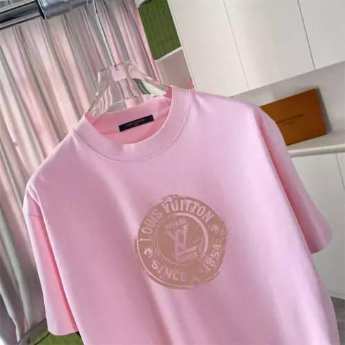 Replica Louis Vuitton LV T-Shirts Short Sleeved For Unisex #1322150 $42.00 USD for Wholesale