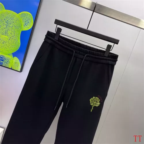 Replica Gucci Tracksuits Long Sleeved For Men #1322943 $92.00 USD for Wholesale