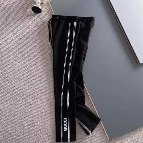 Replica Gucci Tracksuits Long Sleeved For Men #1322946 $96.00 USD for Wholesale