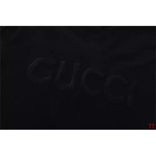 Replica Gucci T-Shirts Short Sleeved For Unisex #1323130 $32.00 USD for Wholesale