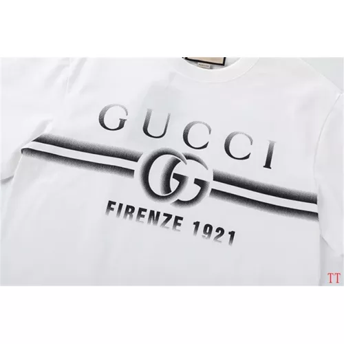 Replica Gucci T-Shirts Short Sleeved For Unisex #1323135 $32.00 USD for Wholesale
