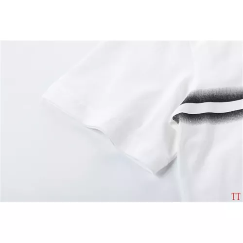 Replica Gucci T-Shirts Short Sleeved For Unisex #1323135 $32.00 USD for Wholesale