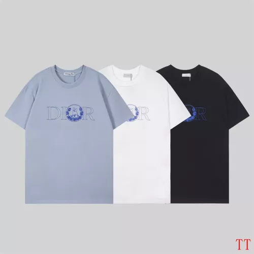 Replica Christian Dior T-Shirts Short Sleeved For Unisex #1323167 $32.00 USD for Wholesale