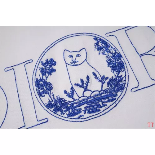 Replica Christian Dior T-Shirts Short Sleeved For Unisex #1323167 $32.00 USD for Wholesale