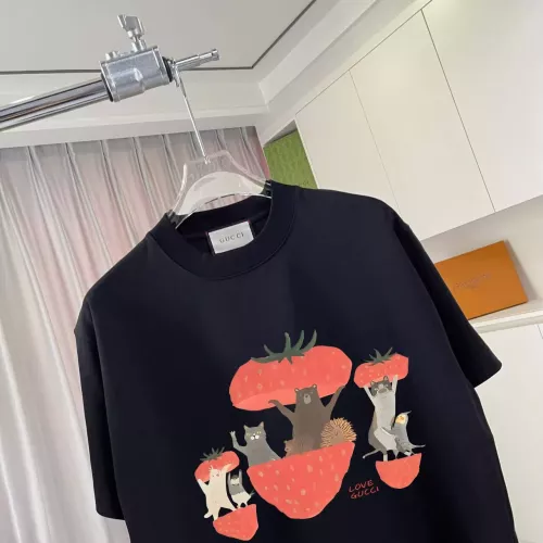 Replica Gucci T-Shirts Short Sleeved For Unisex #1323420 $42.00 USD for Wholesale