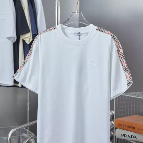 Burberry T-Shirts Short Sleeved For Unisex #1323454 $45.00 USD, Wholesale Replica Burberry T-Shirts