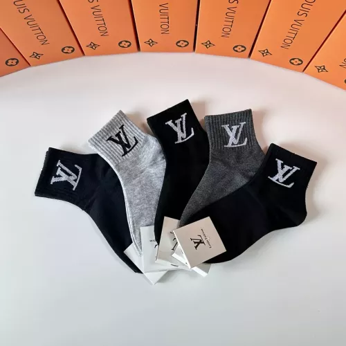 Replica Louis Vuitton LV Socks #1324634 $27.00 USD for Wholesale