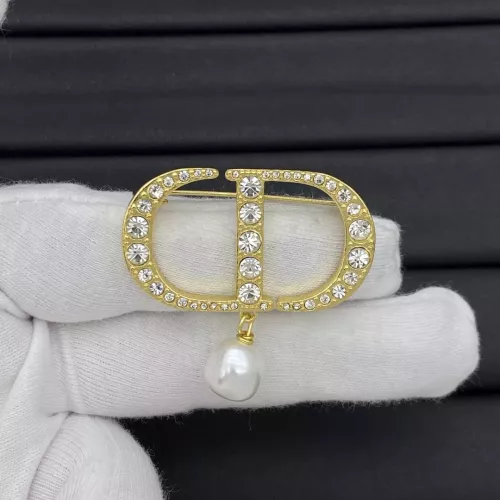 Christian Dior Brooches For Women #1325952 $25.00 USD, Wholesale Replica Christian Dior Brooches