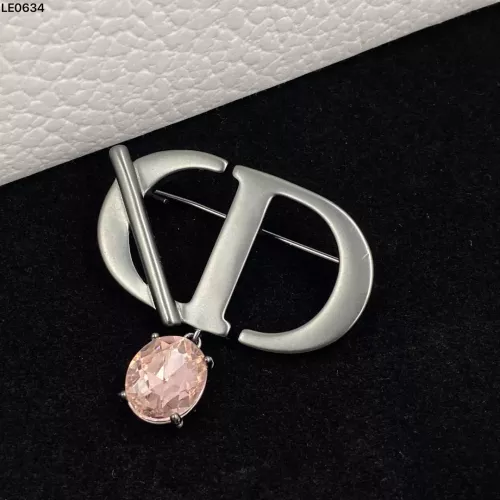 Replica Christian Dior Brooches For Women #1325957 $25.00 USD for Wholesale