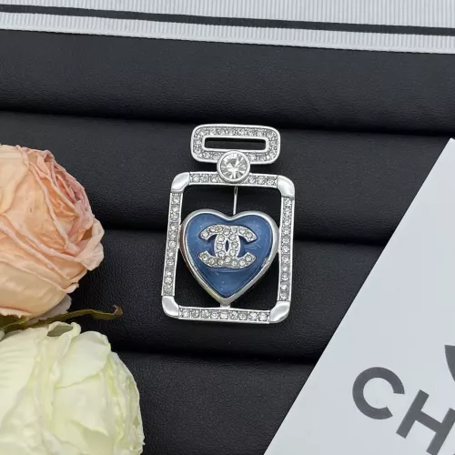 Chanel Brooches For Women #1325972 $27.00 USD, Wholesale Replica Chanel Brooches