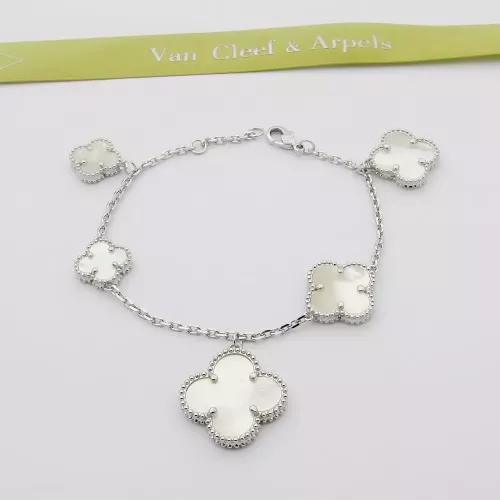 Van Cleef &amp; Arpels Bracelets For Women #1326270 $32.00 USD, Wholesale Replica Van Cleef &amp; Arpels Bracelets