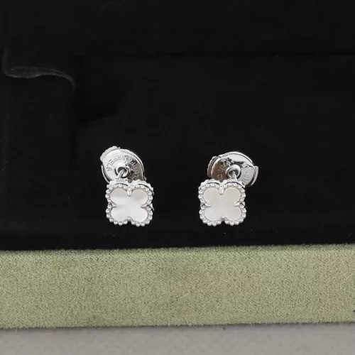 Van Cleef &amp; Arpels Earrings For Women #1326415 $32.00 USD, Wholesale Replica Van Cleef &amp; Arpels Earrings