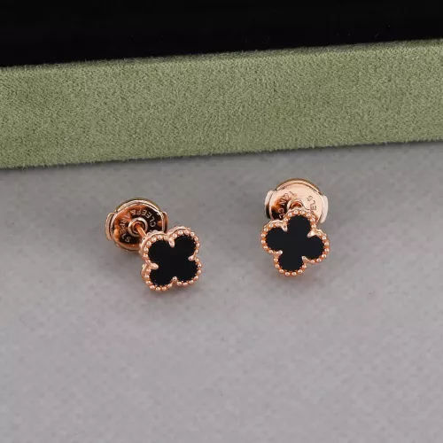 Van Cleef &amp; Arpels Earrings For Women #1326419 $32.00 USD, Wholesale Replica Van Cleef &amp; Arpels Earrings