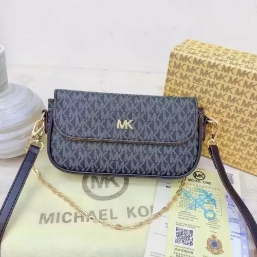 Michael Kors Messenger Bags For Women #1326739 $39.00 USD, Wholesale Replica Michael Kors Messenger Bags