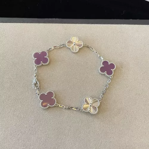 Van Cleef &amp; Arpels Bracelets For Women #1327048 $76.00 USD, Wholesale Replica Van Cleef &amp; Arpels Bracelets