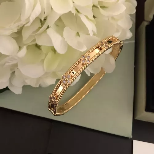 Van Cleef &amp; Arpels Bracelets #1327285 $34.00 USD, Wholesale Replica Van Cleef &amp; Arpels Bracelets