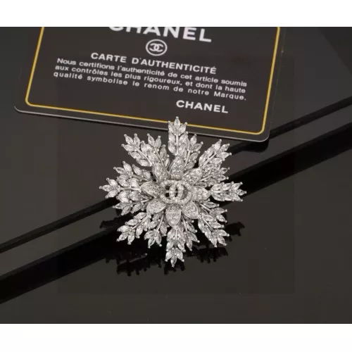 Replica Chanel Brooches For Women #1327358 $38.00 USD for Wholesale