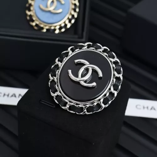 Chanel Brooches For Women #1327432 $27.00 USD, Wholesale Replica Chanel Brooches