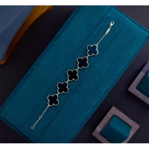 Van Cleef &amp; Arpels Bracelets For Women #1327634 $23.00 USD, Wholesale Replica Van Cleef &amp; Arpels Bracelets