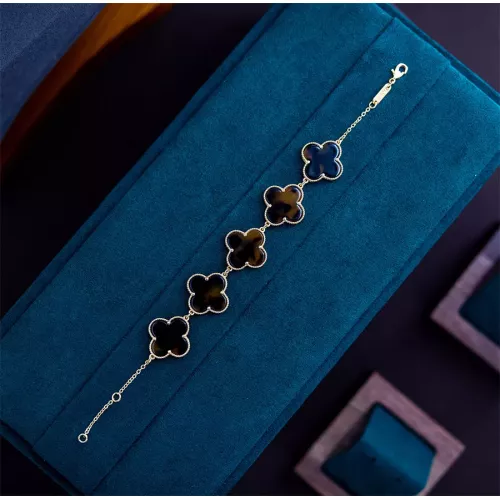 Van Cleef &amp; Arpels Bracelets For Women #1327637 $23.00 USD, Wholesale Replica Van Cleef &amp; Arpels Bracelets