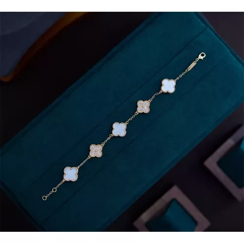 Van Cleef &amp; Arpels Bracelets For Women #1327647 $23.00 USD, Wholesale Replica Van Cleef &amp; Arpels Bracelets