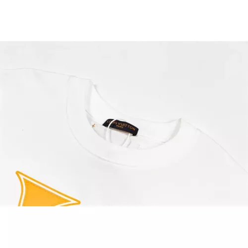 Replica Louis Vuitton LV T-Shirts Short Sleeved For Unisex #1328428 $45.00 USD for Wholesale