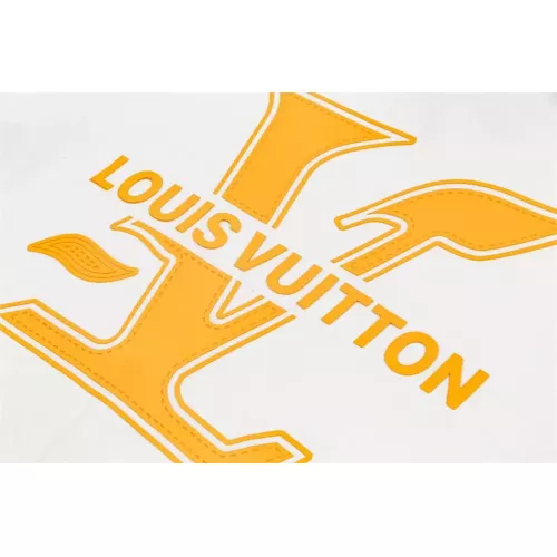 Replica Louis Vuitton LV T-Shirts Short Sleeved For Unisex #1328428 $45.00 USD for Wholesale