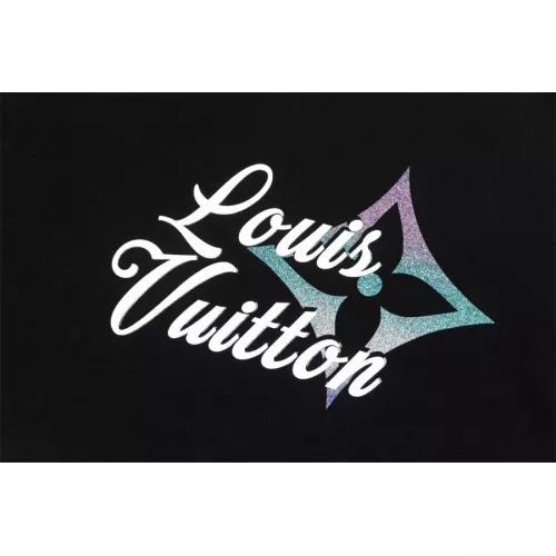 Replica Louis Vuitton LV T-Shirts Short Sleeved For Unisex #1328437 $45.00 USD for Wholesale