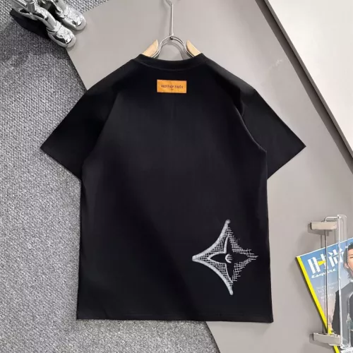 Replica Louis Vuitton LV T-Shirts Short Sleeved For Unisex #1328444 $45.00 USD for Wholesale