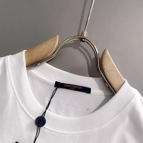 Replica Louis Vuitton LV T-Shirts Short Sleeved For Unisex #1328445 $45.00 USD for Wholesale