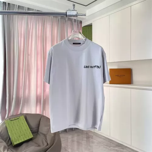 Replica Louis Vuitton LV T-Shirts Short Sleeved For Unisex #1328462 $42.00 USD for Wholesale