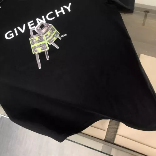 Replica Givenchy T-Shirts Short Sleeved For Men #1328530 $42.00 USD for Wholesale