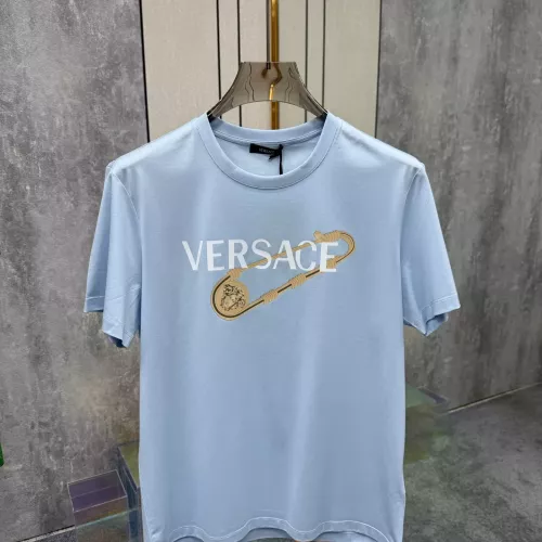 Versace T-Shirts Short Sleeved For Unisex #1328735 $68.00 USD, Wholesale Replica Versace T-Shirts