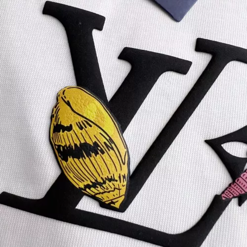 Replica Louis Vuitton LV T-Shirts Short Sleeved For Men #1328960 $82.00 USD for Wholesale