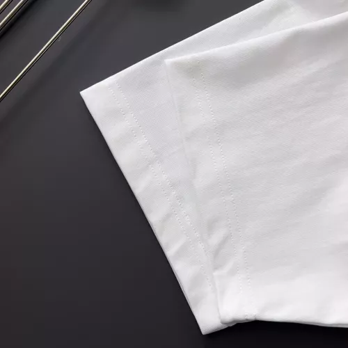 Replica Louis Vuitton LV T-Shirts Short Sleeved For Men #1328960 $82.00 USD for Wholesale