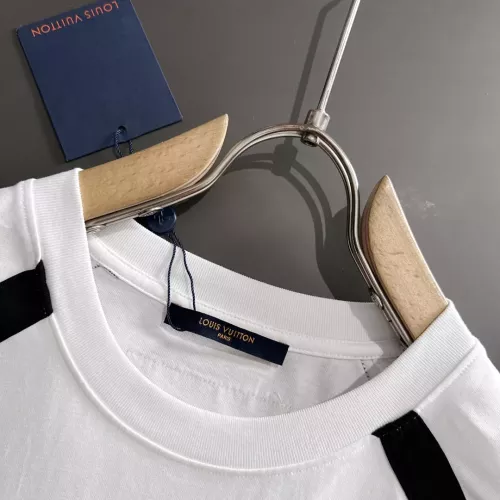Replica Louis Vuitton LV T-Shirts Short Sleeved For Men #1328979 $85.00 USD for Wholesale