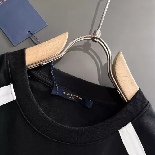 Replica Louis Vuitton LV T-Shirts Short Sleeved For Men #1328980 $85.00 USD for Wholesale