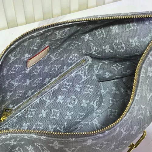 Replica Louis Vuitton AAA Quality Messenger Bags For Women #1330597 $68.00 USD for Wholesale