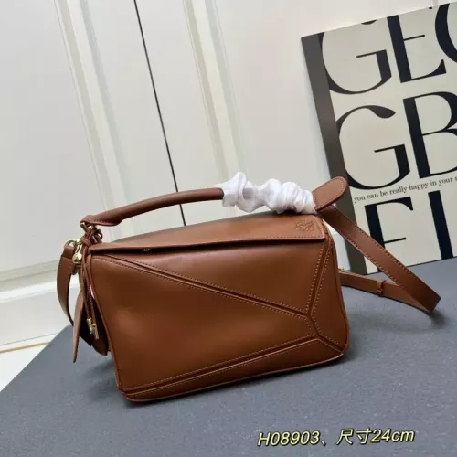 LOEWE AAA Quality Messenger Bags For Women #1330882 $108.00 USD, Wholesale Replica LOEWE AAA Quality Messenger Bags