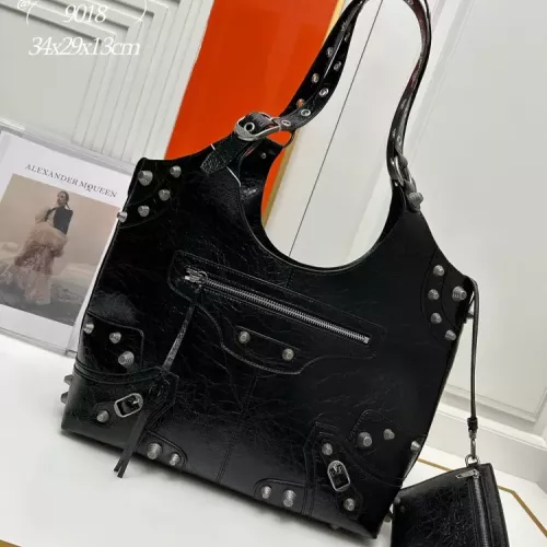Balenciaga AAA Quality Shoulder Bags For Women #1332374 $122.00 USD, Wholesale Replica Balenciaga AAA Quality Shoulder Bags