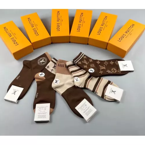 Replica Louis Vuitton LV Socks For Women #1332440 $25.00 USD for Wholesale